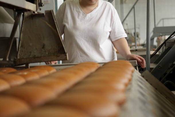 Making bread at Kyivkhlib No. 2 in central Kiev, Ukraine. Photograph: Patrik Rastenberger